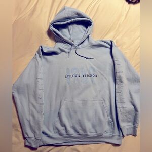 Taylor Swift 1989 sweatshirt